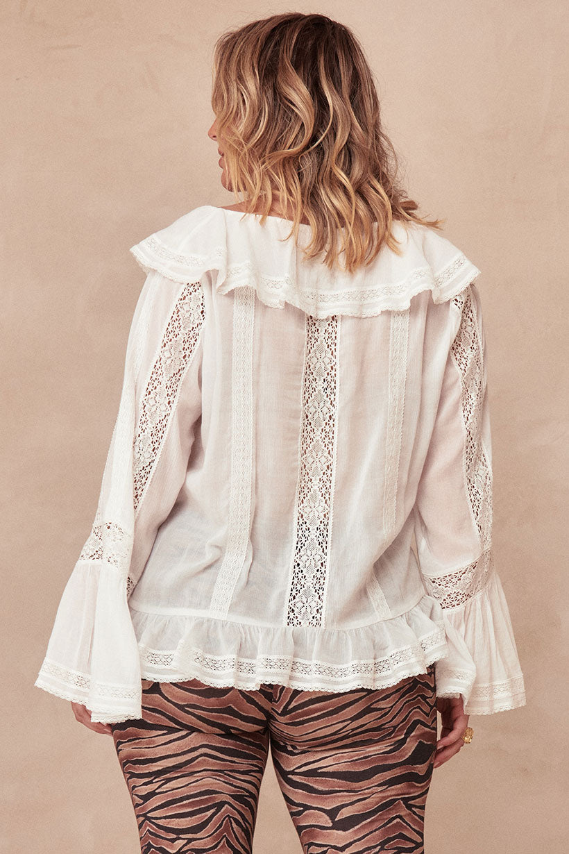 Fleur Lace Frill Blouse – SPELL